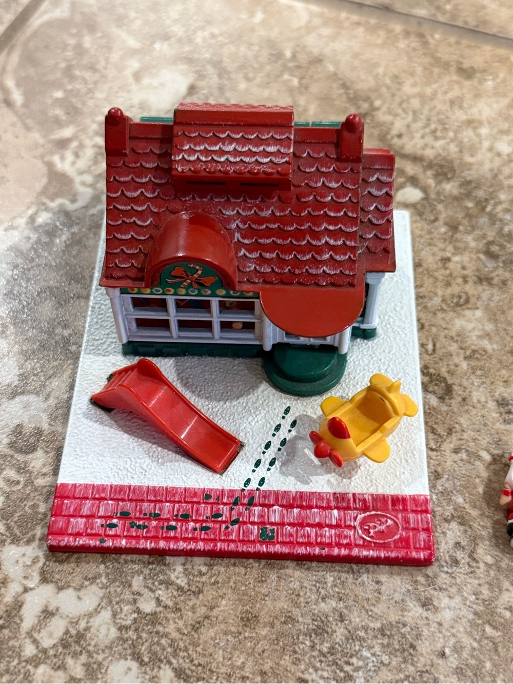 1993 Bluebird Polly Pocket Holiday Toy Shop Vintage Incomplete
